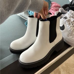 Steve Madden white boots